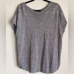 Talbots Knit Linen Top with Scoop Hem. Black & White. Size XL